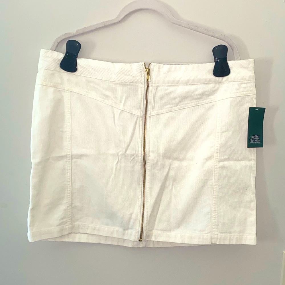 NWT! White corduroy size 18 skirt from Wild Fable